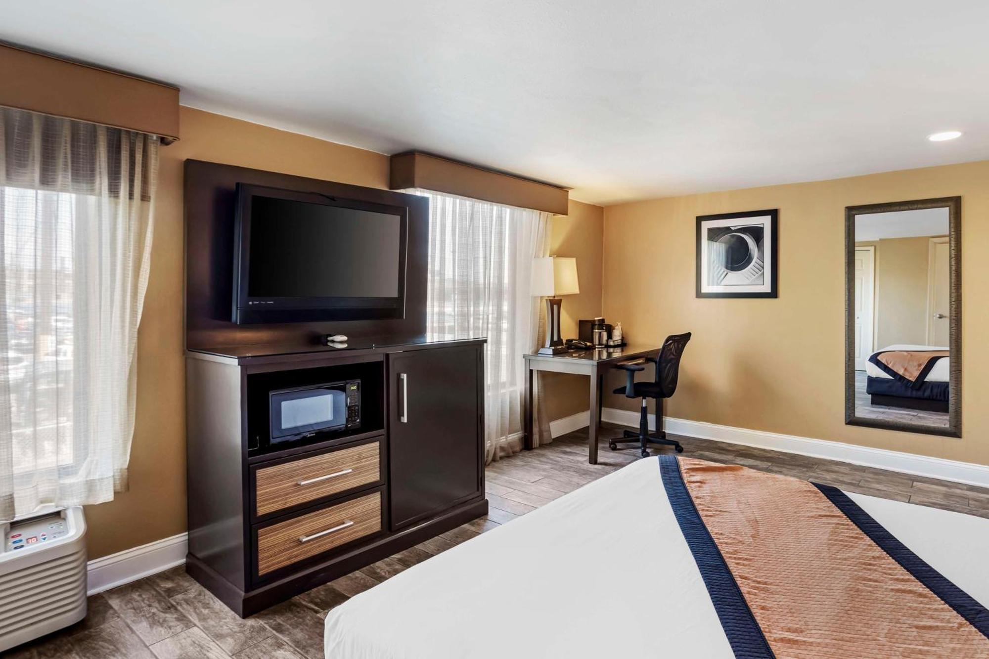 Best Western Plus Newark Airport West Екстериор снимка