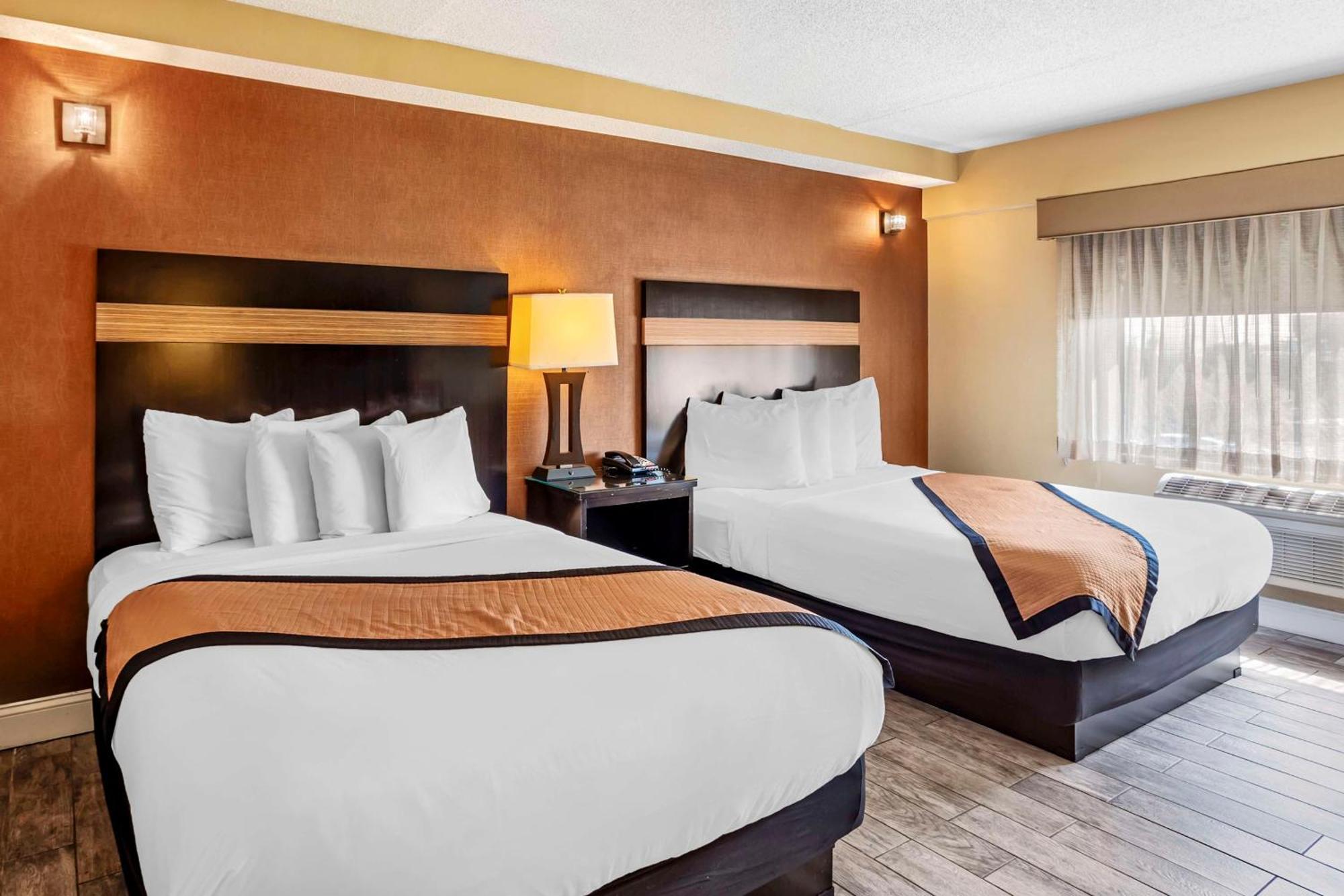 Best Western Plus Newark Airport West Екстериор снимка