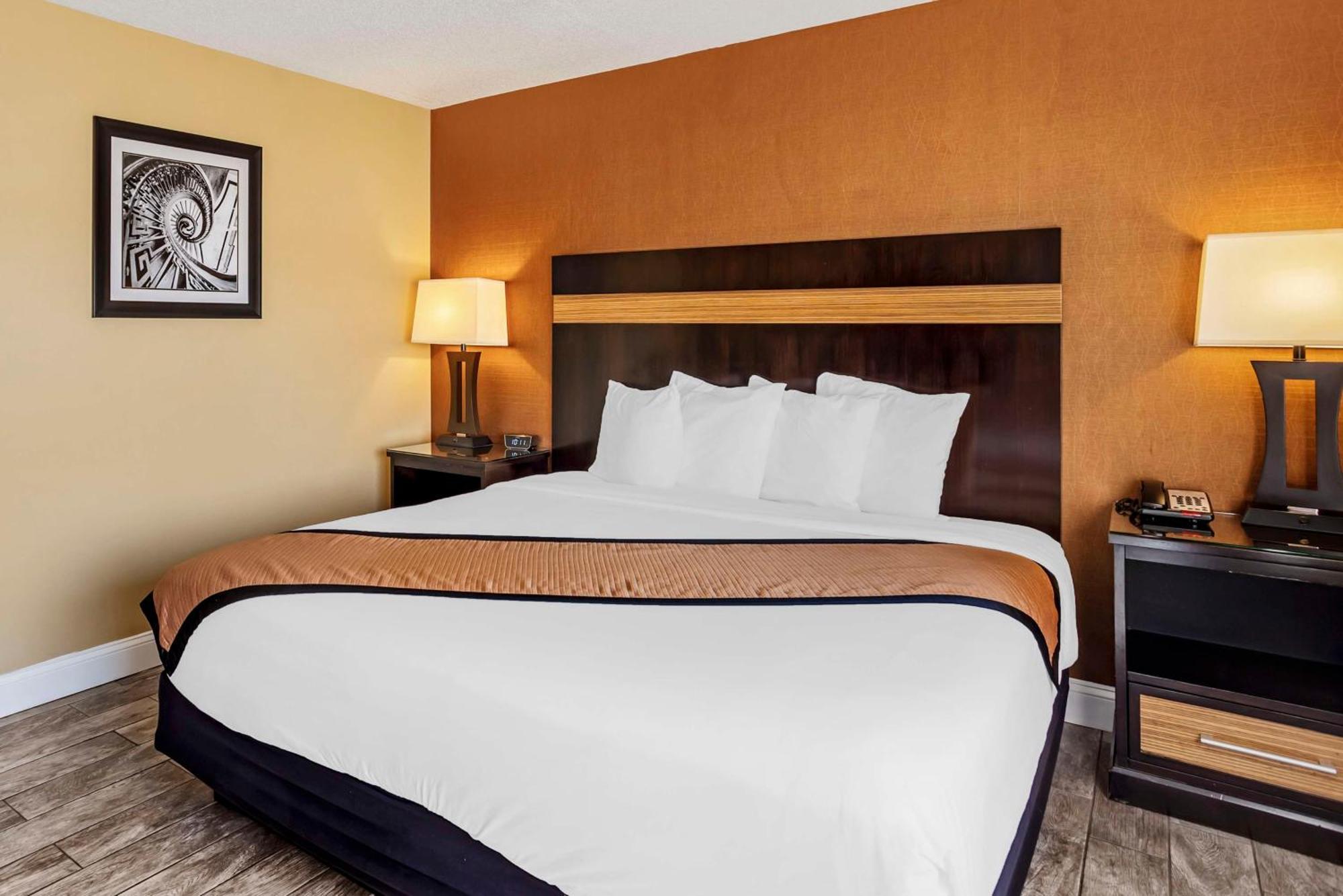 Best Western Plus Newark Airport West Екстериор снимка